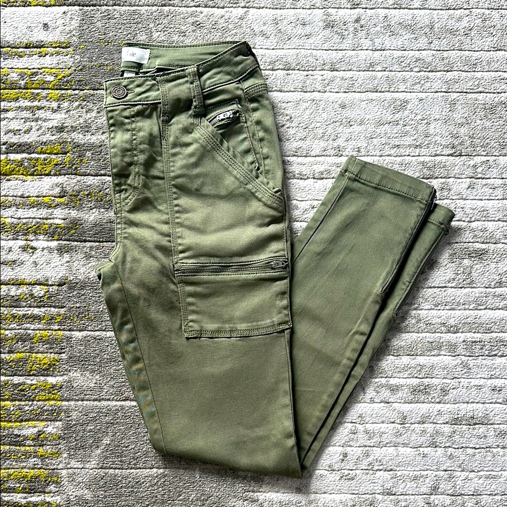 Women’s Joie Skinny Zipper Cargo Pants, Army Green, 4/27, Brand New Condition